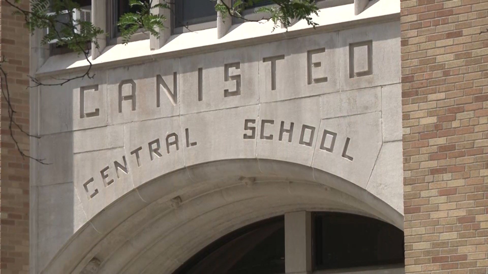 New York schools told to change names, mascots by end of year or lose state aid New York schools told to change names, mascots by end of year or lose state aid