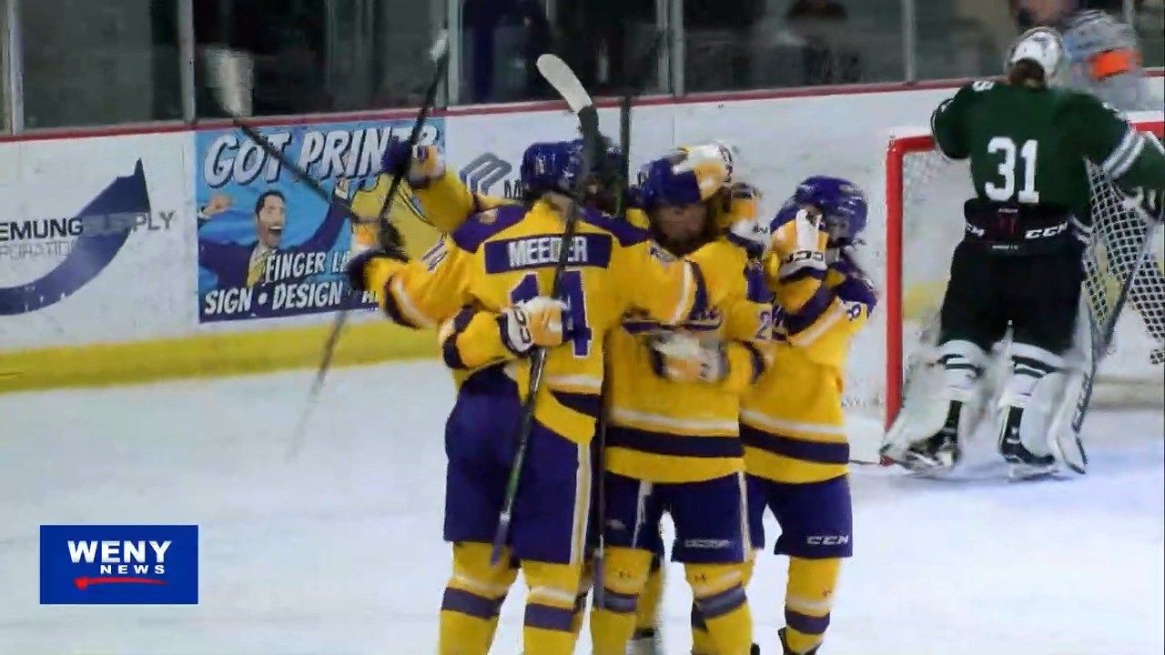 Elmira College Women's Hockey advances to NEHC Championship after win