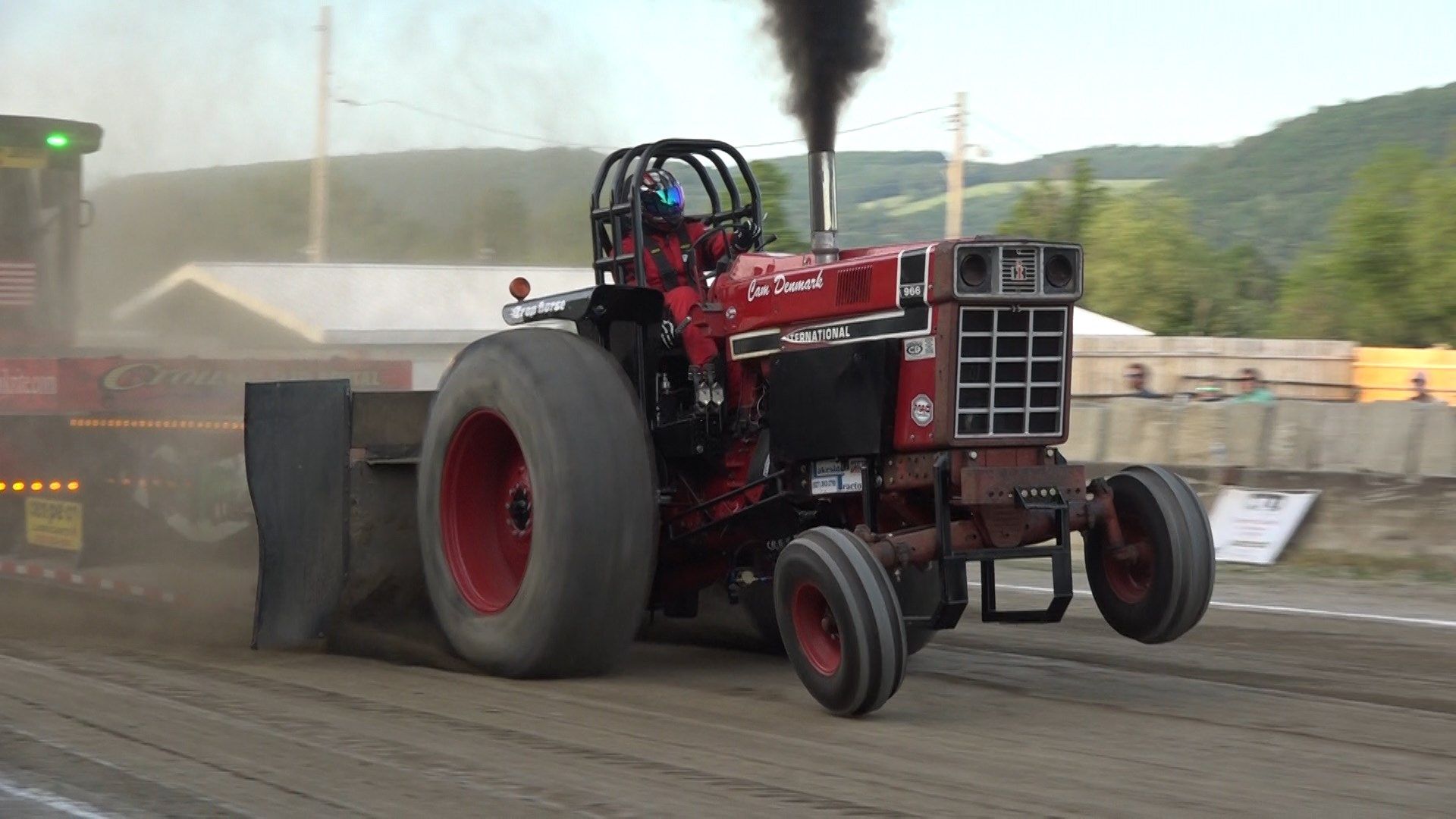 Hundreds enjoy Dairy Days Truck and Tractor Pull WENY News