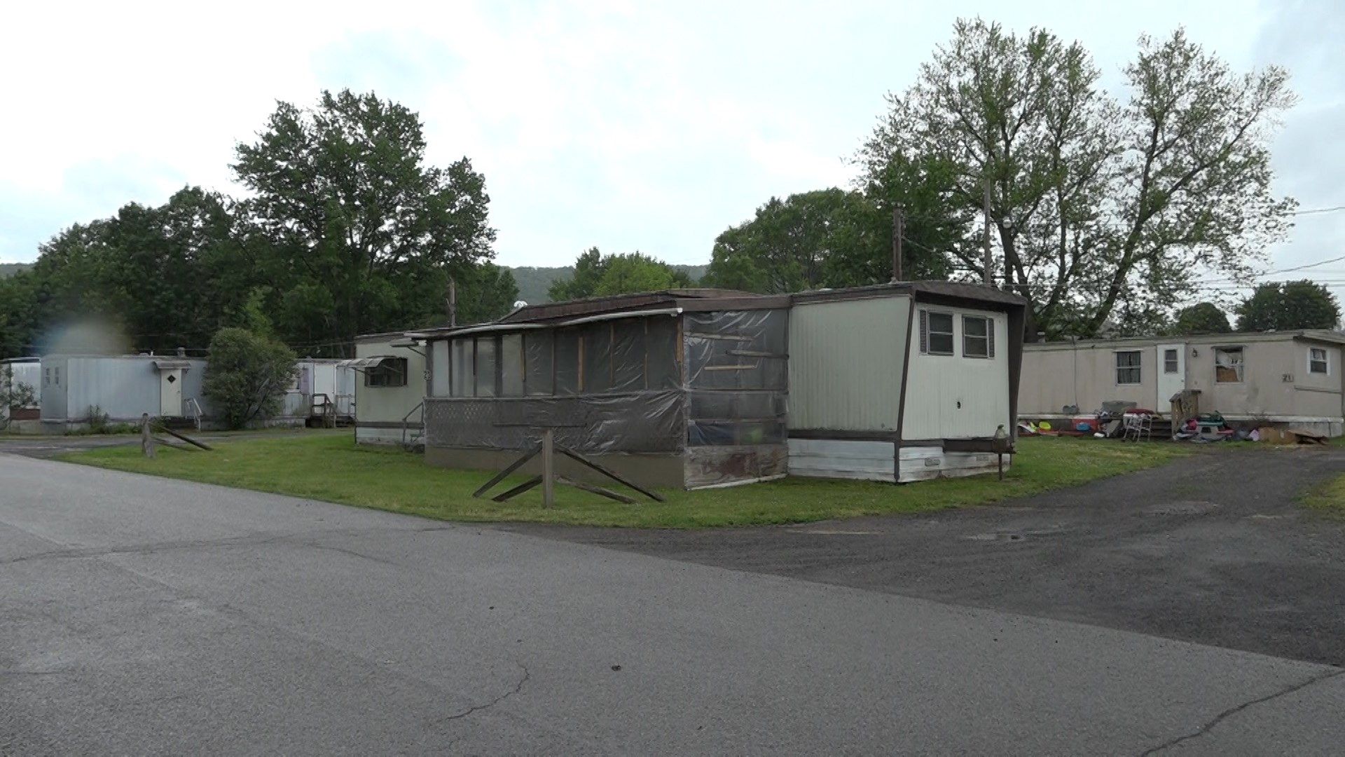 Neighbors express concerns for Cherry Lane Park WENY News