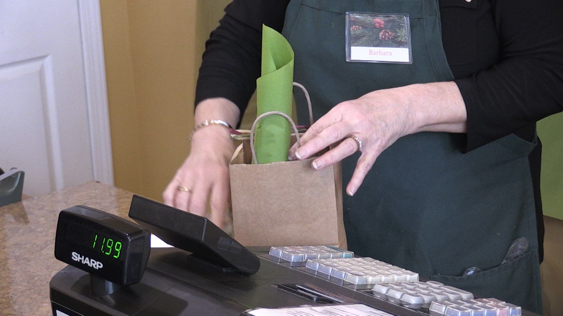 Stores are open on Christmas Eve and this is what you need to know