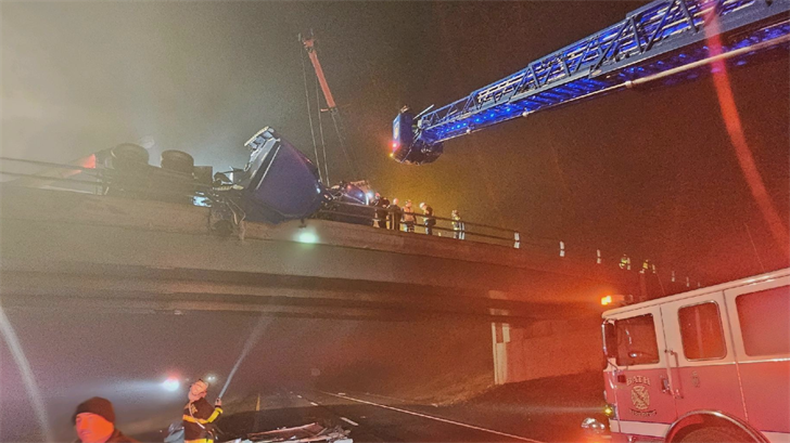 Tractor-Trailer Crashes On I-86 Overpass To 390 Near Avoca - WENY News